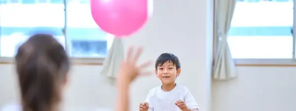 You are currently viewing Παιχνίδι αντανακλαστικών & κίνησης με μπαλόνι